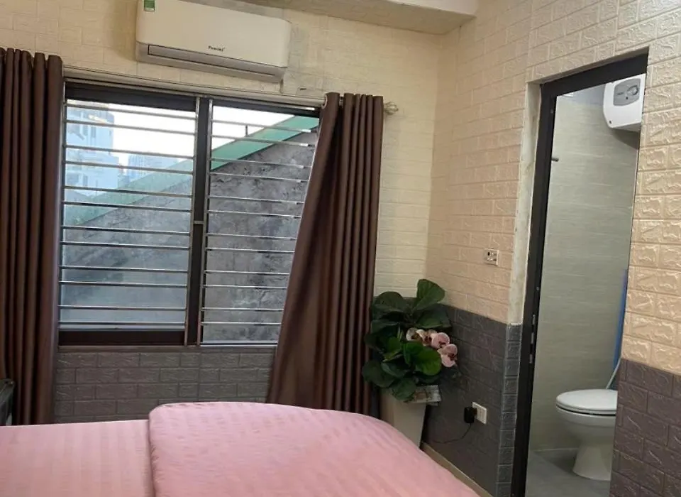Centre Alley House & Travel-1
